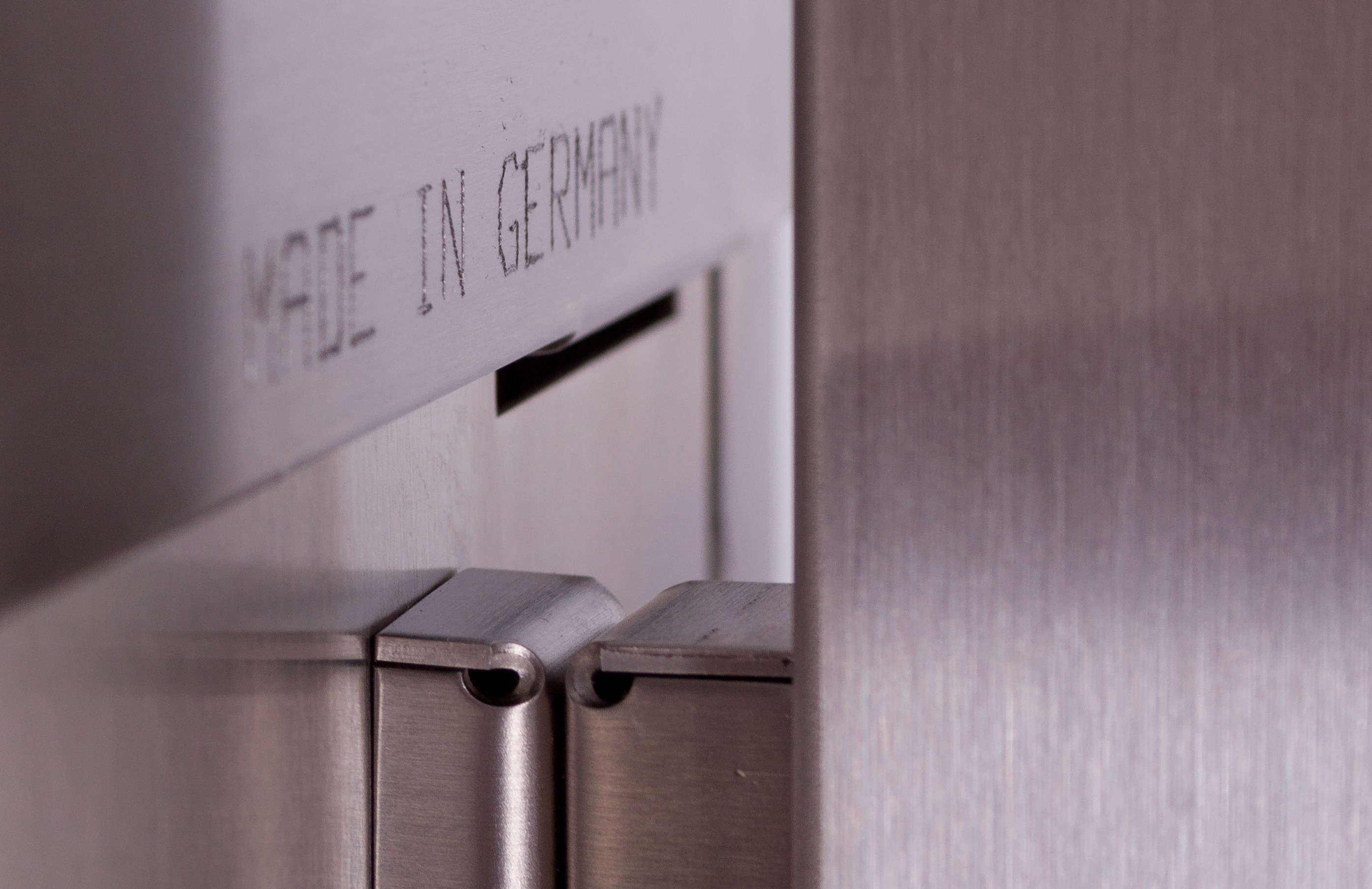 auweko edelstahl mit "made in germany"-Schriftzug