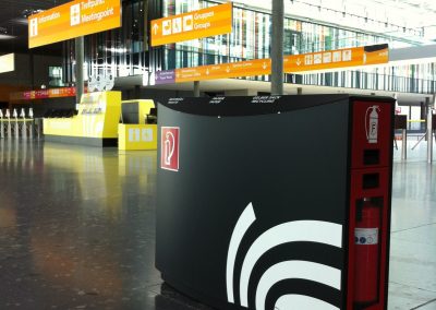 FF3FL-Abfallbehälter mit Feuerlöscherfach auf der Messe Stuttgart