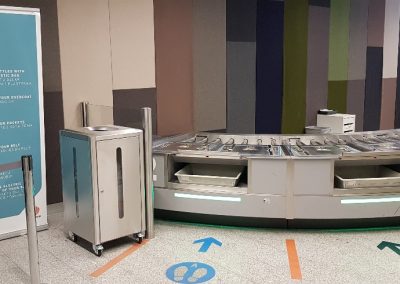 AUWEKO Skyline Liquid Flüssigkeitsbehälter am Keflavik Airport Sicherheitscheck